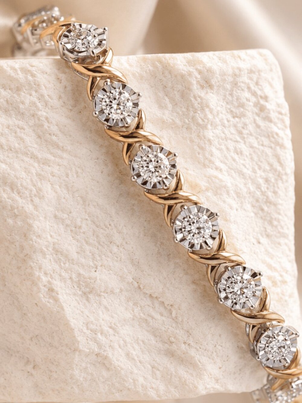 Twisted Radiance Diamond Bracelet